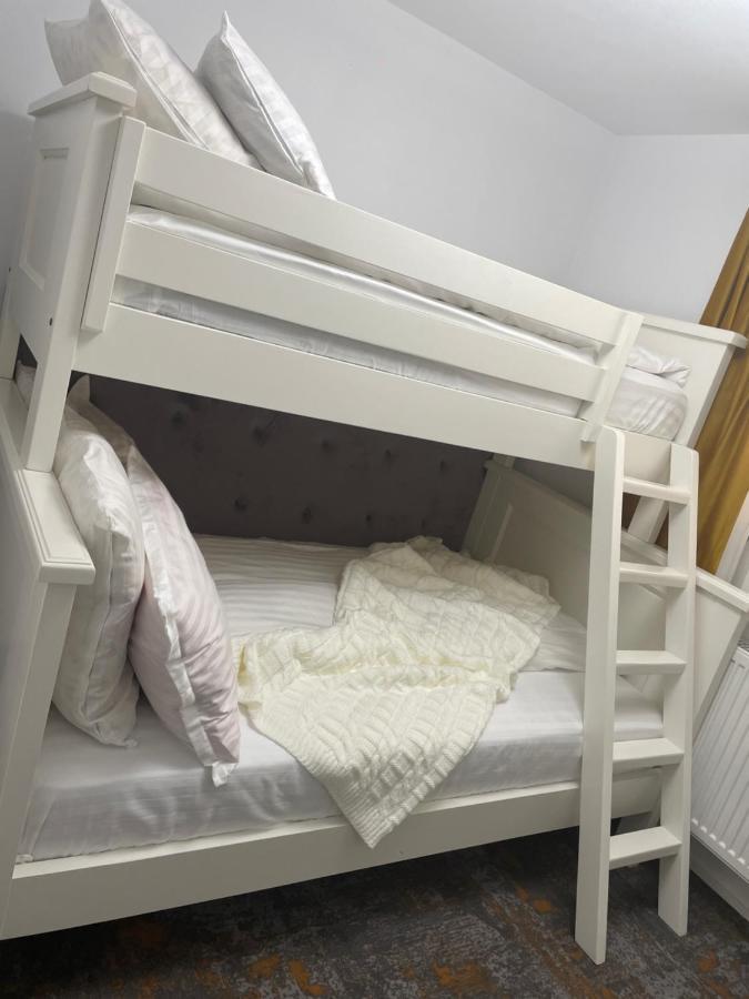 Pensiunea Alexolar New One Arada 외부 사진